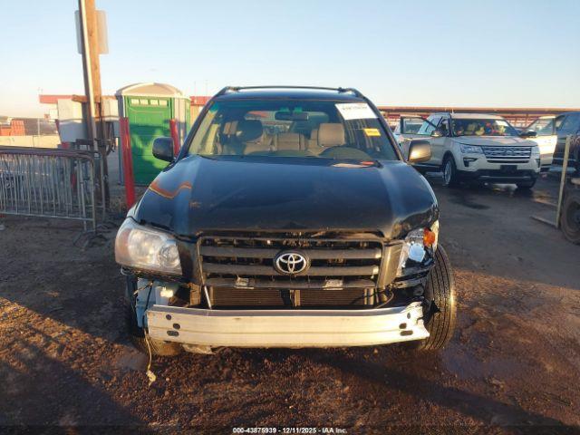 Toyota Highlander V6 Image 13