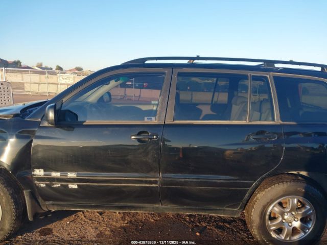 Toyota Highlander V6 Image 16