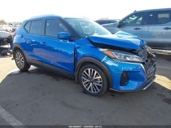  Salvage Nissan Kicks