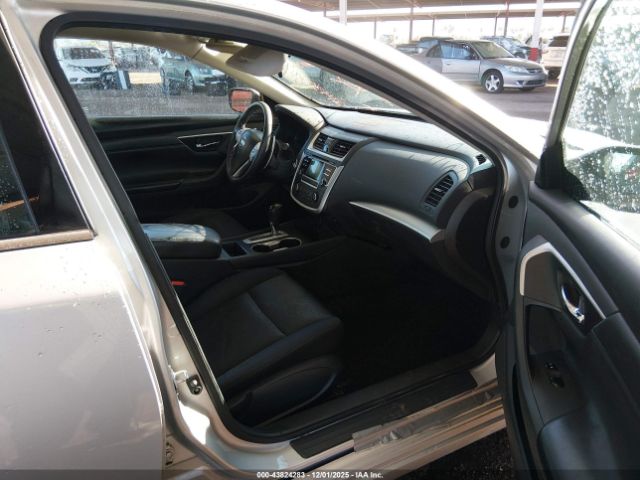 Nissan Altima 2.5 Sr Image 4