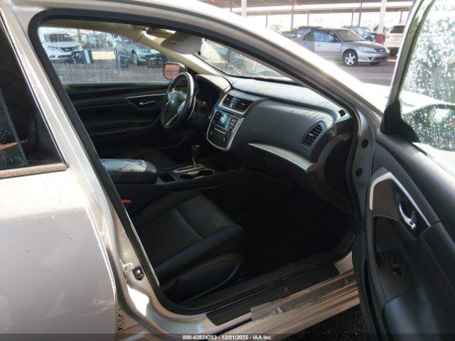 Nissan Altima 2.5 Sr Image 4