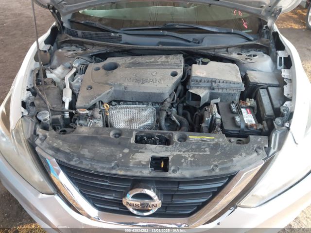 Nissan Altima 2.5 Sr Image 8