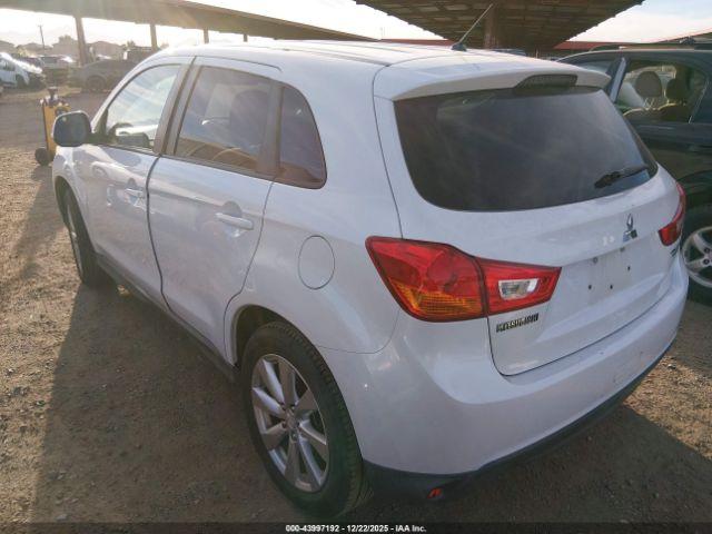 Mitsubishi Outlander Es Image 3