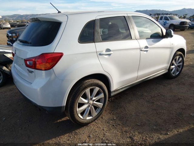 Mitsubishi Outlander Es Image 7