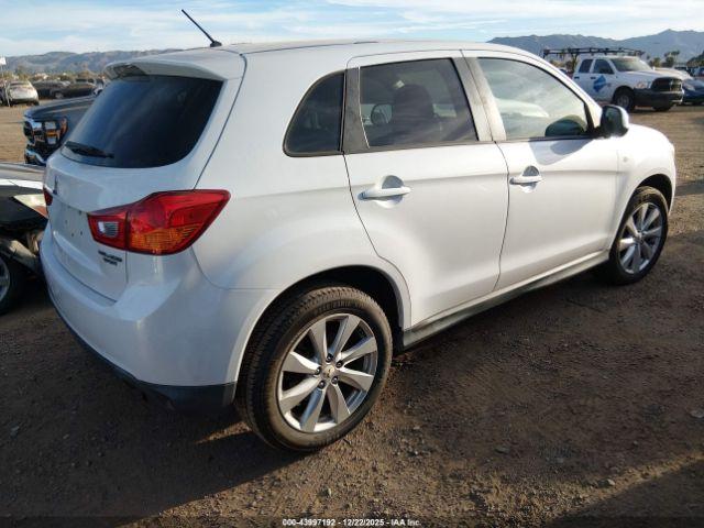 Mitsubishi Outlander Es Image 7