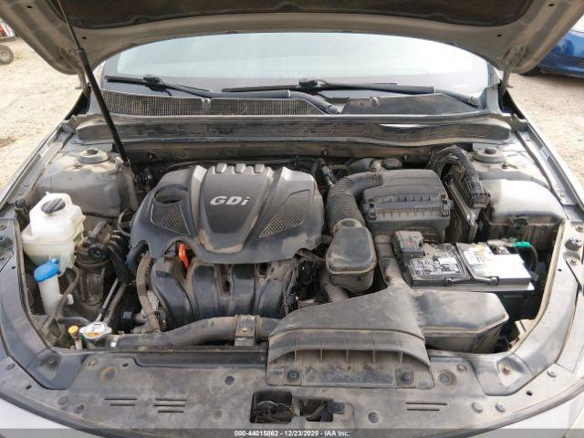 Kia Optima Lx Image 9