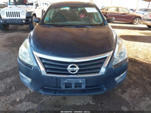 Nissan Altima 2.5 S Image 8