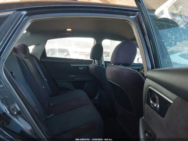 Nissan Altima 2.5 S Image 9