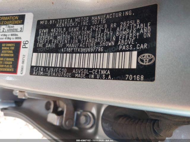 Toyota Camry Le Image 9