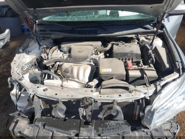 Toyota Camry Le Image 7