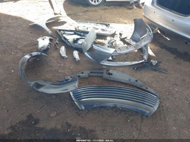 Toyota Camry Le Image 11