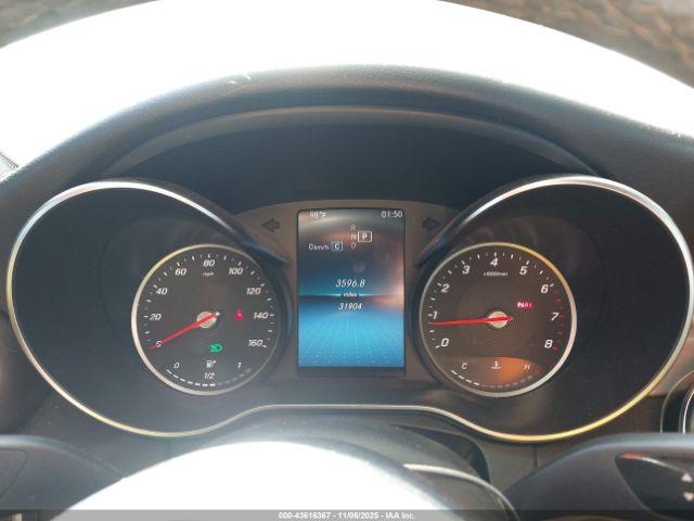 Mercedes-Benz C-Class 300 Image 3