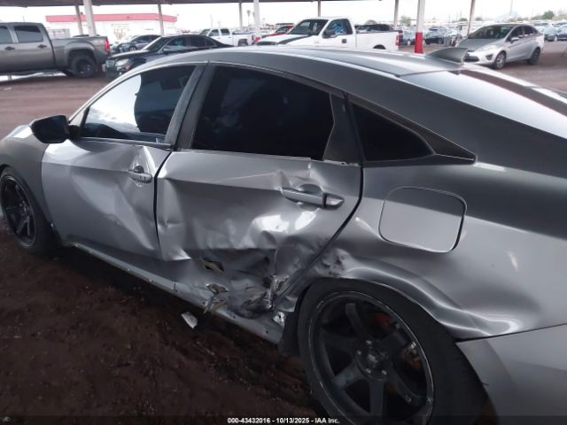 Honda Civic Si Image 15