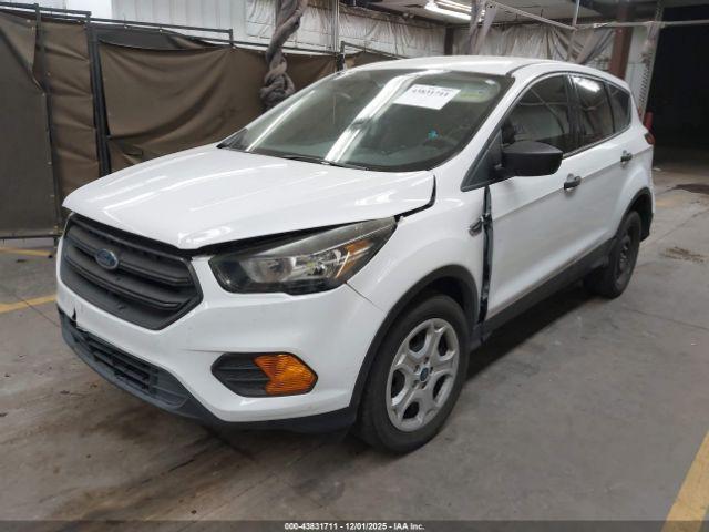 Ford Escape S Image 5