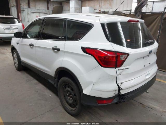 Ford Escape S Image 4