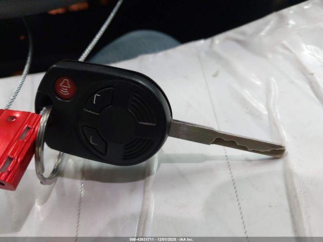 Ford Escape S Image 10