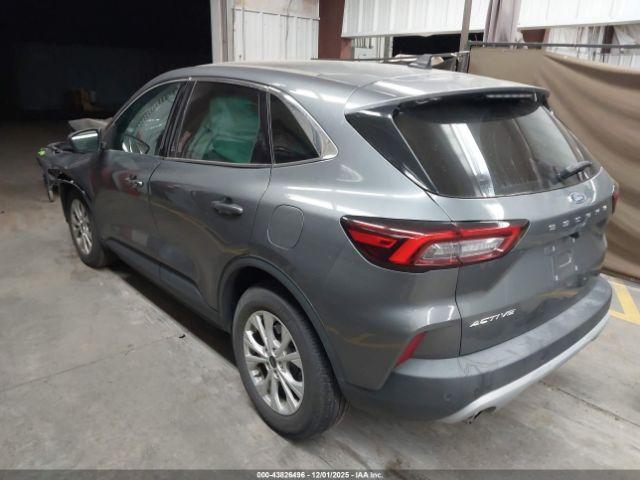 Ford Escape Active Image 6