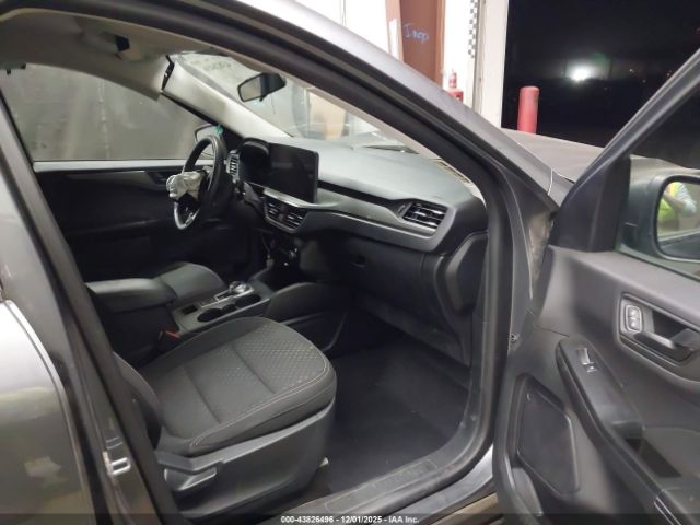 Ford Escape Active Image 16