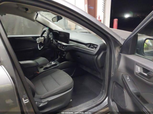 Ford Escape Active Image 16