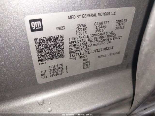 GMC Sierra 1500 4wd  Short Box Denali Image 13