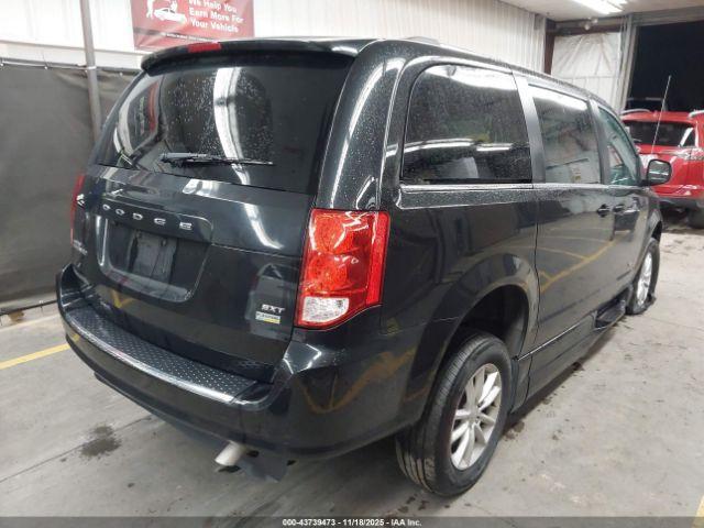 Dodge Grand Caravan Sxt Image 2
