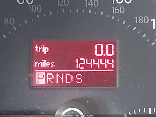 Volkswagen Beetle Image 9