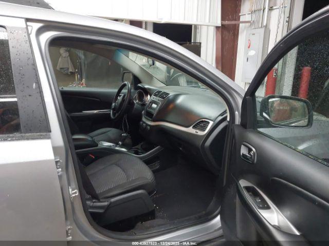 Dodge Journey Sxt Image 8