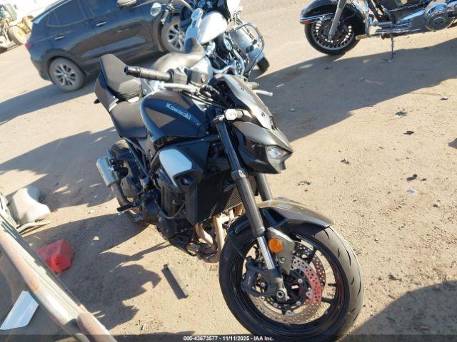  Salvage Kawasaki Zr900