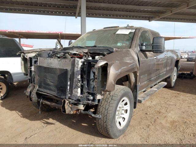 Chevrolet Silverado 2500 Ltz Image 4