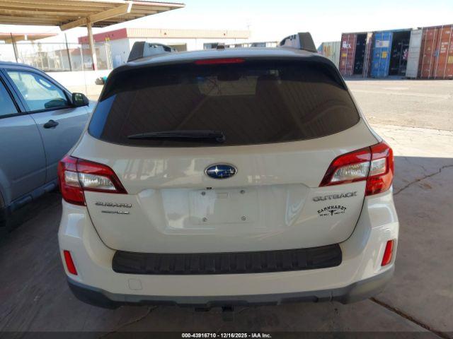 Subaru Outback 2.5i Limited Image 10