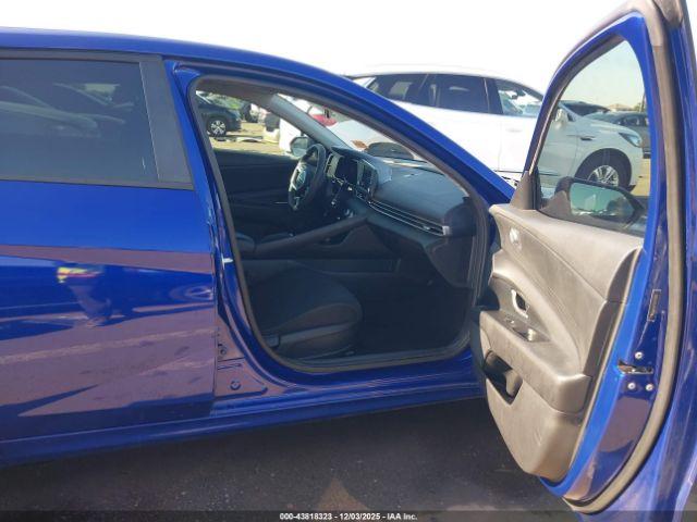 Hyundai ELANTRA Se Image 8