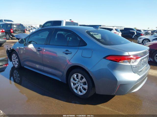 Toyota Corolla Le Image 2