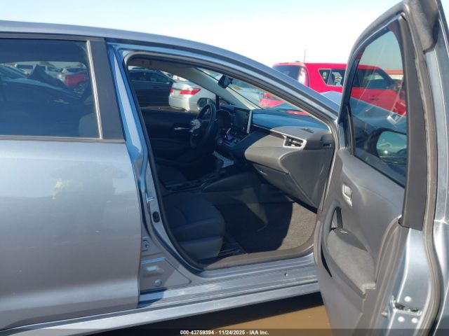 Toyota Corolla Le Image 7