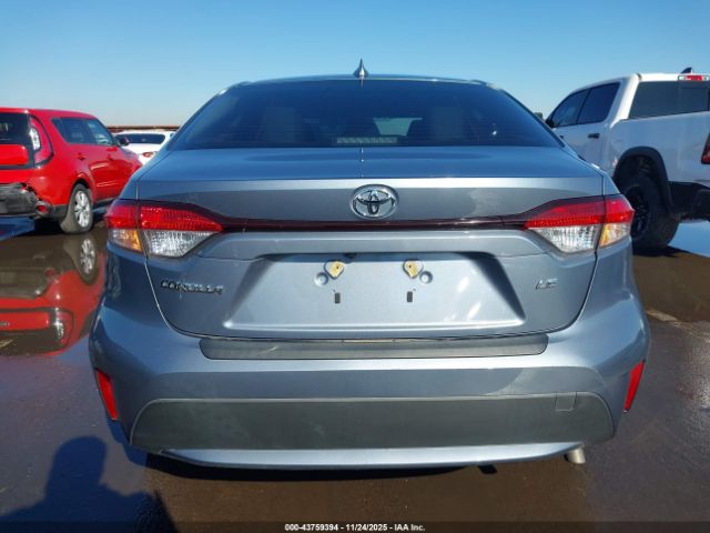 Toyota Corolla Le Image 12