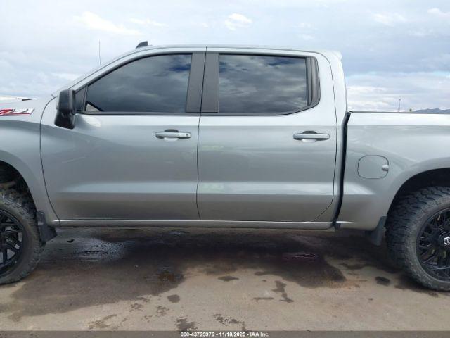 Chevrolet Silverado 1500 4wd  Short Bed Rst Image 12