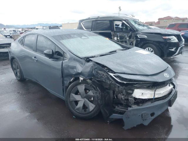 Toyota Prius Le Image 10