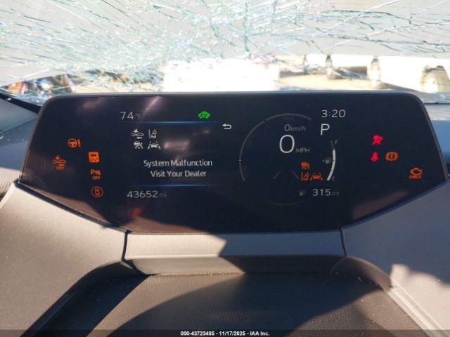 Toyota Prius Le Image 11