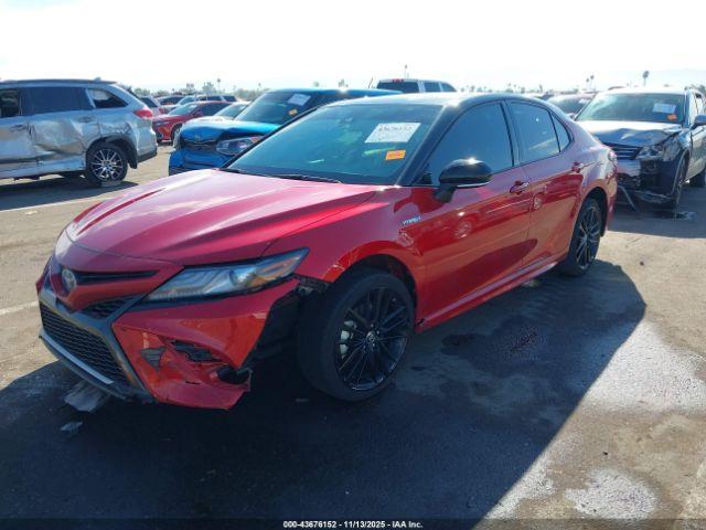 Toyota Camry Xse Hybrid Image 5