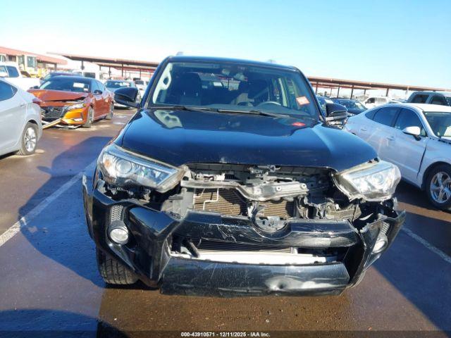 Toyota 4Runner Sr5 Image 3