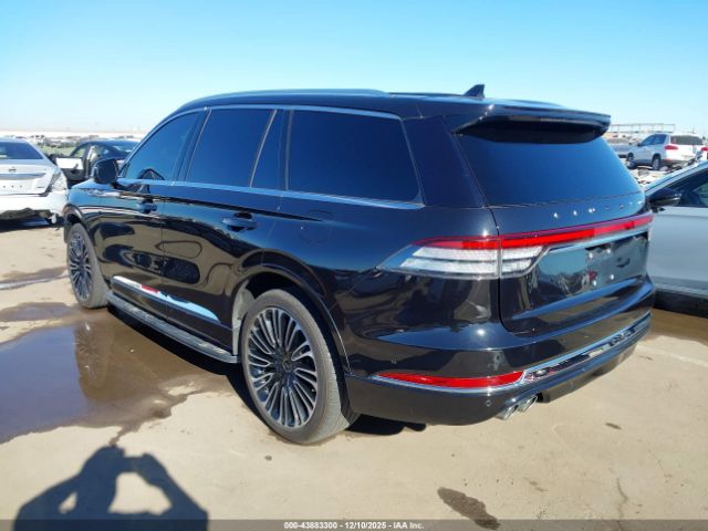Lincoln Aviator Black Label Image 12