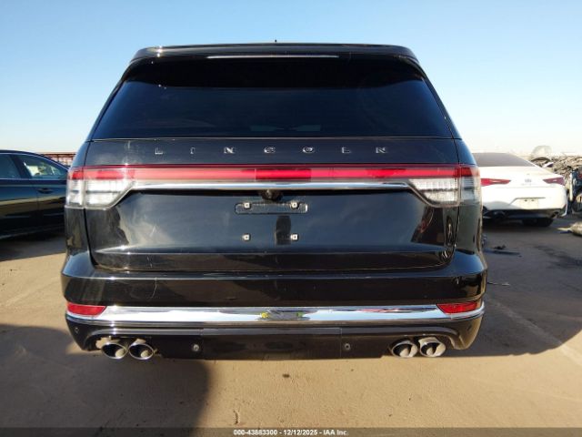 Lincoln Aviator Black Label Image 9