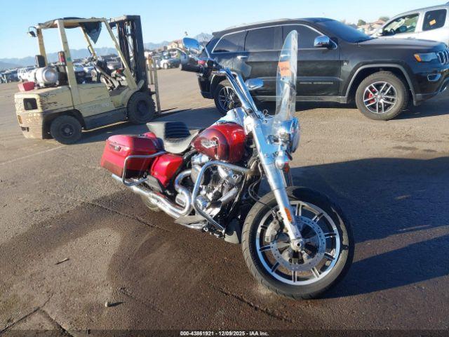  Salvage Harley-Davidson Flhr