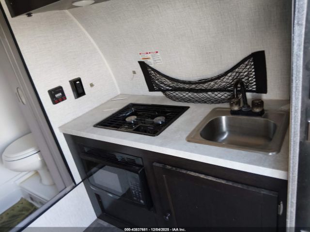 Braxton Bushwacker Image 8