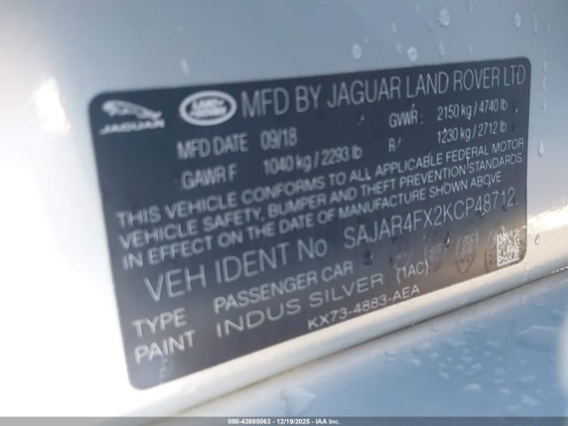 Jaguar XE 25t Image 8