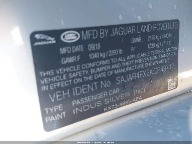 Jaguar XE 25t Image 8