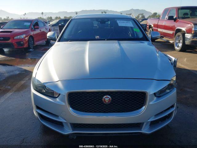 Jaguar XE 25t Image 13