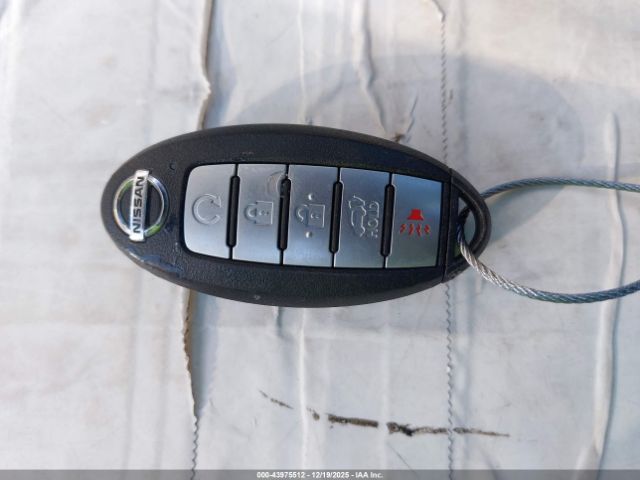 Nissan Rogue Sv Image 2