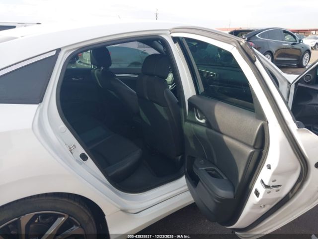 Honda Civic Sport Image 5