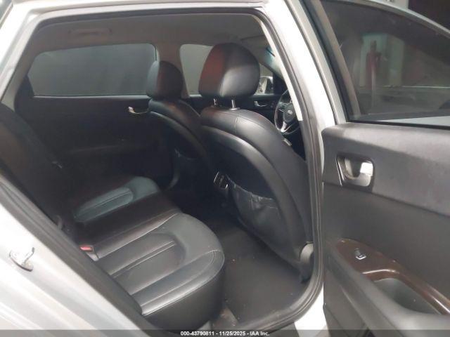 Kia Optima Ex Image 9