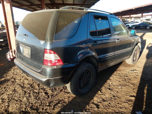 Mercedes-Benz M-Class Image 11